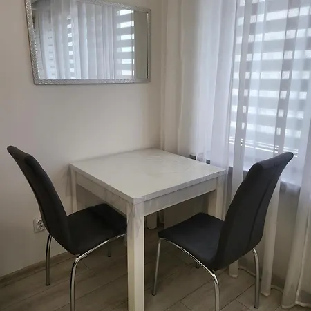 Krucza Apartament Варшава Екстер'єр фото